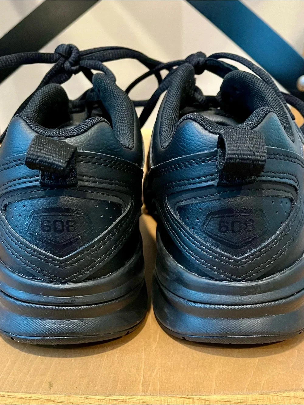 New Balance Women's 608 V5 Sneaker Size 8.5